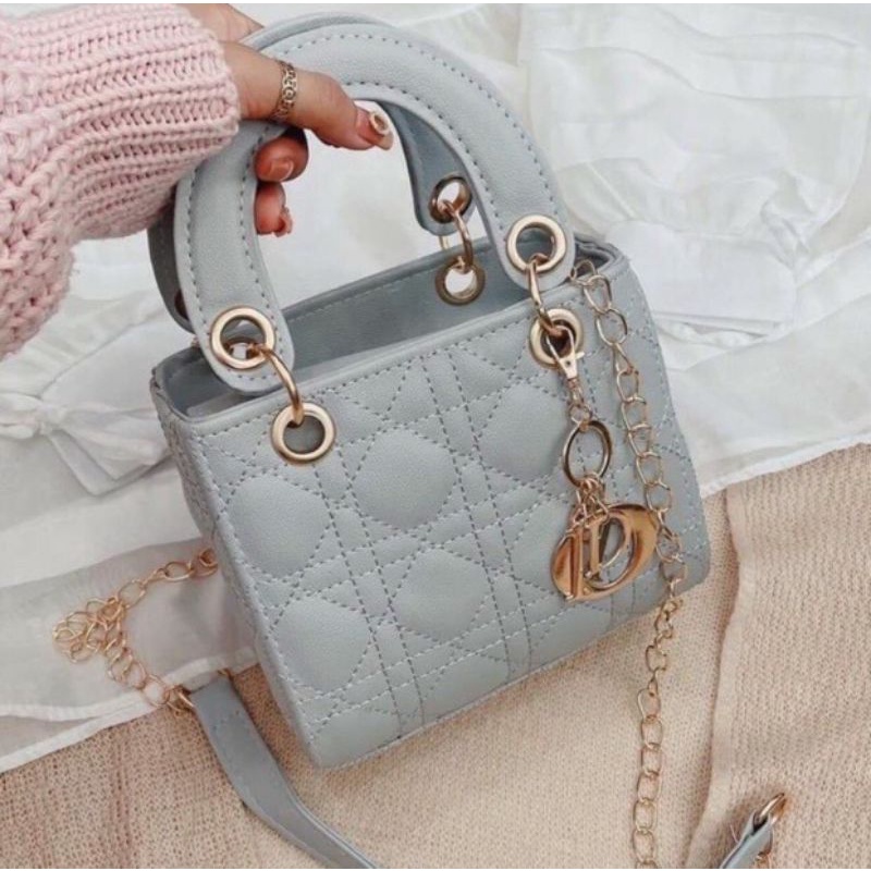 Túi đeo chéo, túi xách nữ dior dáng vuông size 20