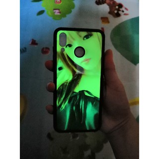 Ốp kính dạ quang in hình - xiaomi