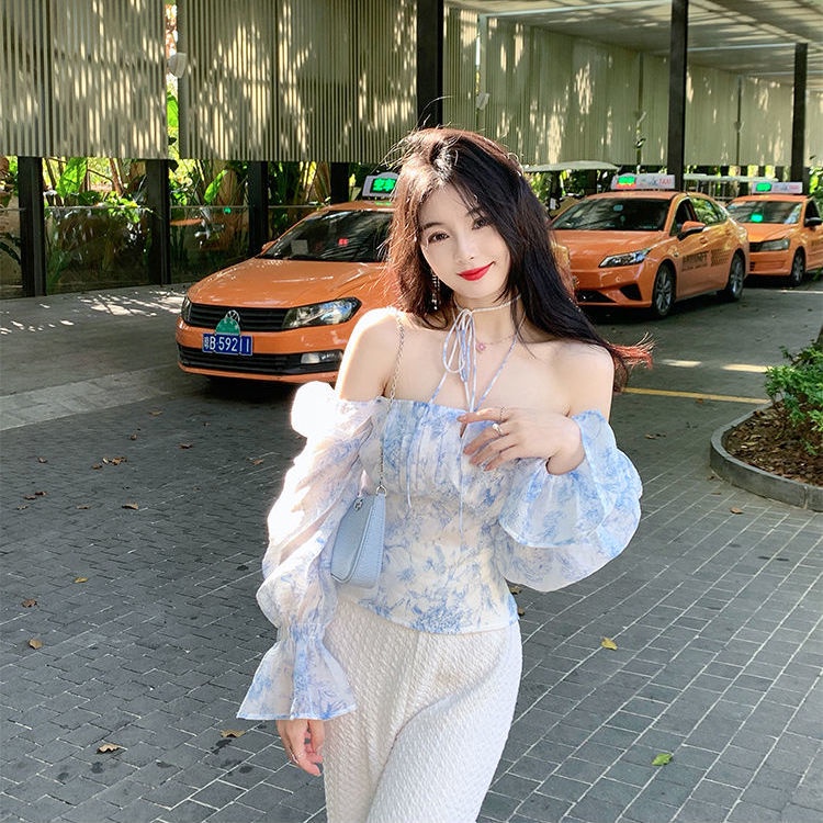 Áo Voan Trễ Vai In Họa Tiết Hoa Màu Xanh Dương Trắng Dễ Thương Thời Trang Cao Cấp Cho Nữ