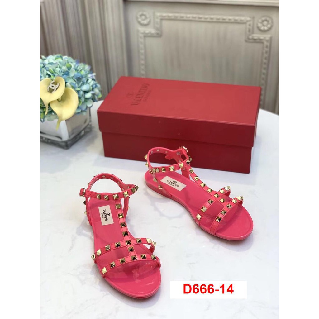 D666-14 Valentino sandal bệt siêu cấp