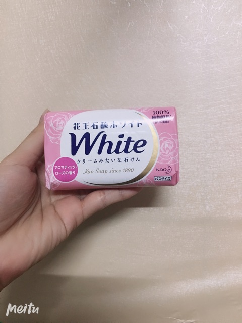 Xà phòng Kao White Nhật Bản 130g