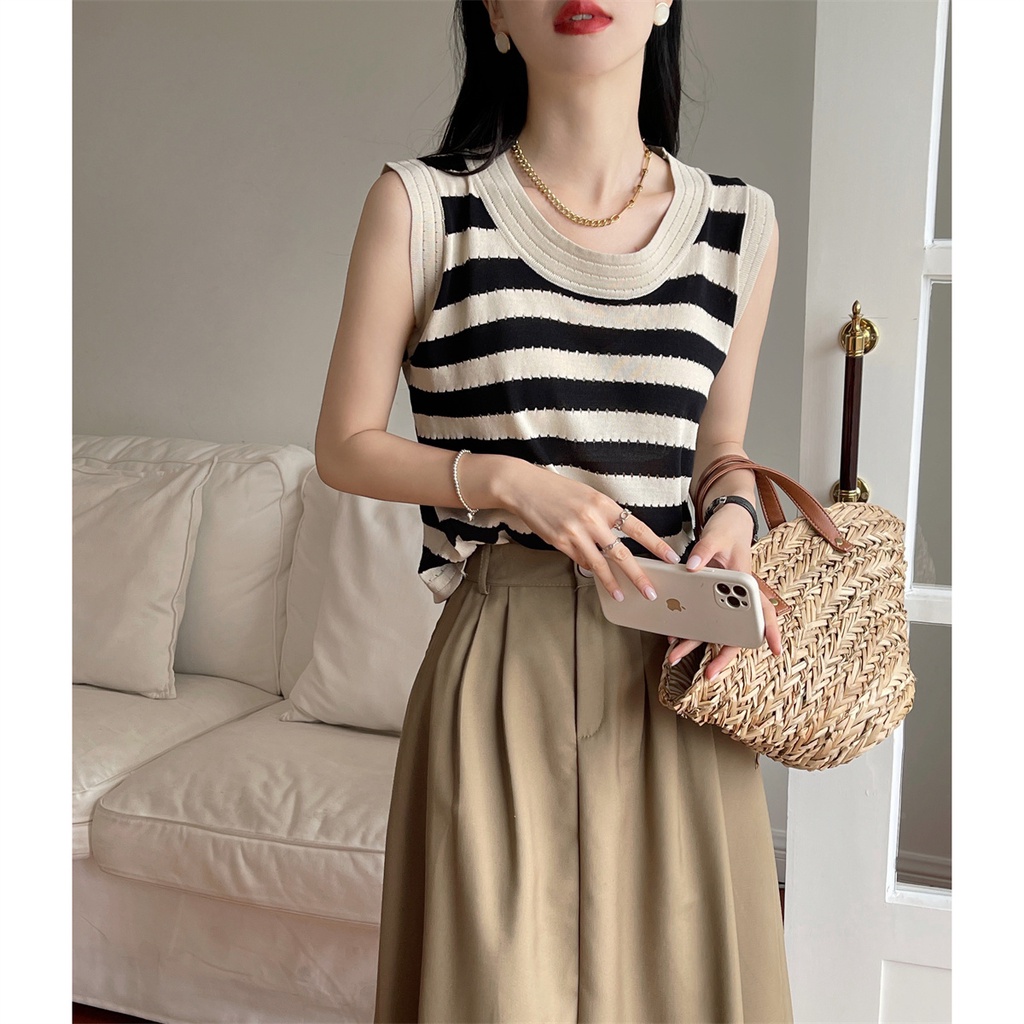 Áo Ba Lỗ Dáng Rộng Họa Tiết Kẻ Sọc Trắng Đen Thời Trang 51801