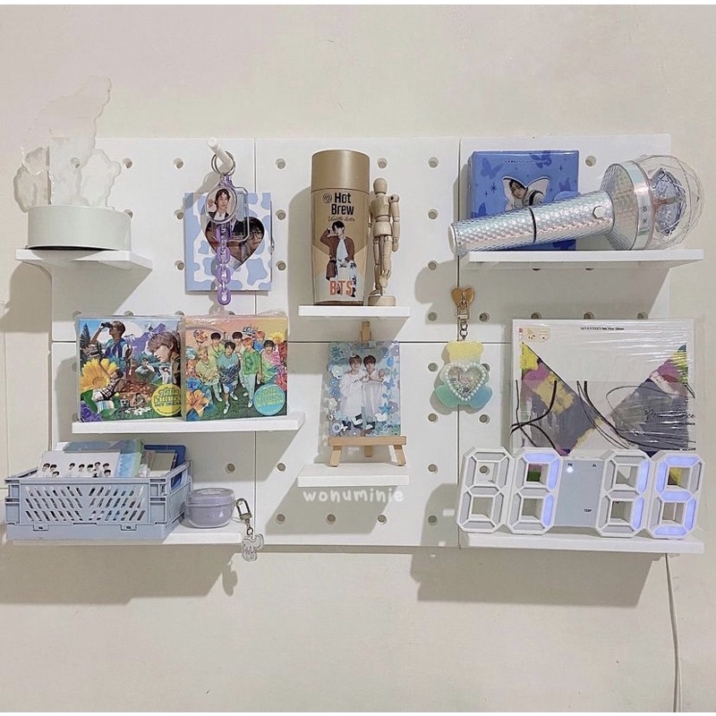 Kệ Bảng Pegboard Đục lỗ giá treo dụng cụ và trang trí tường bằng nhựa gọn gàng trang trí phòng decor bàn học