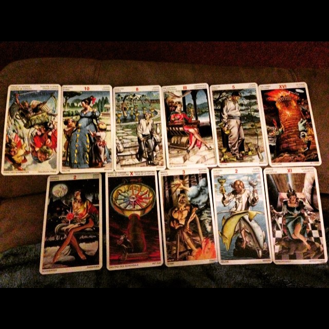 Bài Initiatory Tarot of the Golden Dawn Deck