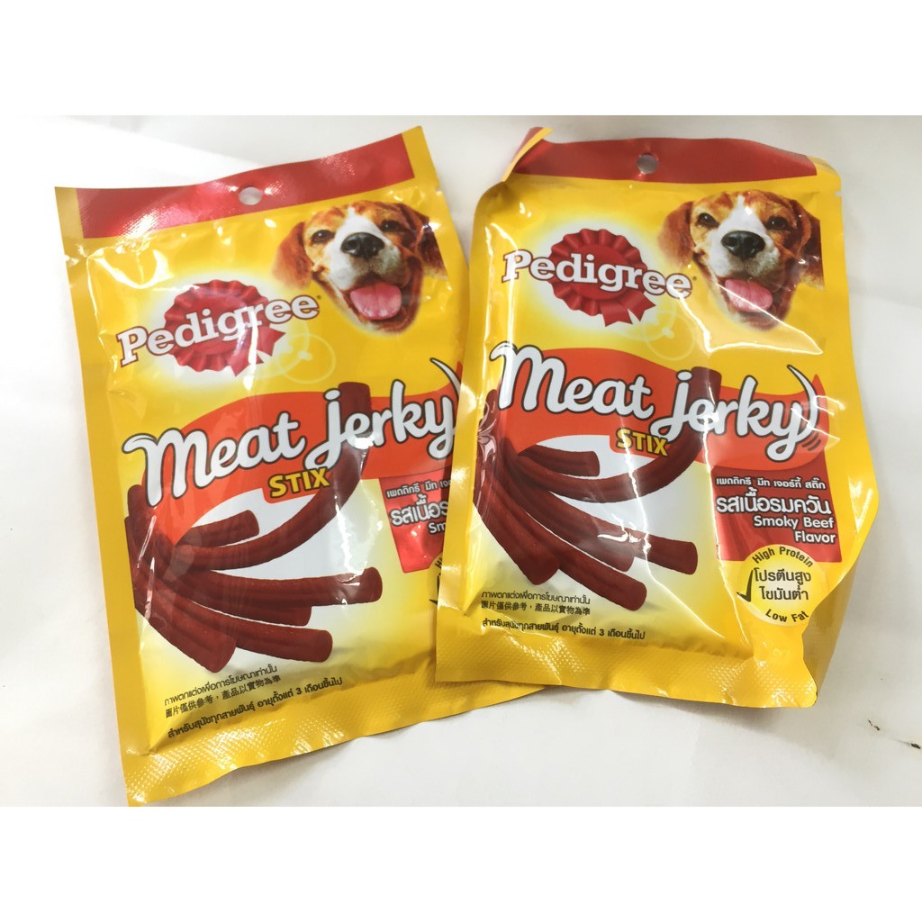 Thức ăn vặt cho chó Pedigree Meat Jerky vị bò xông khói dạng que 60g