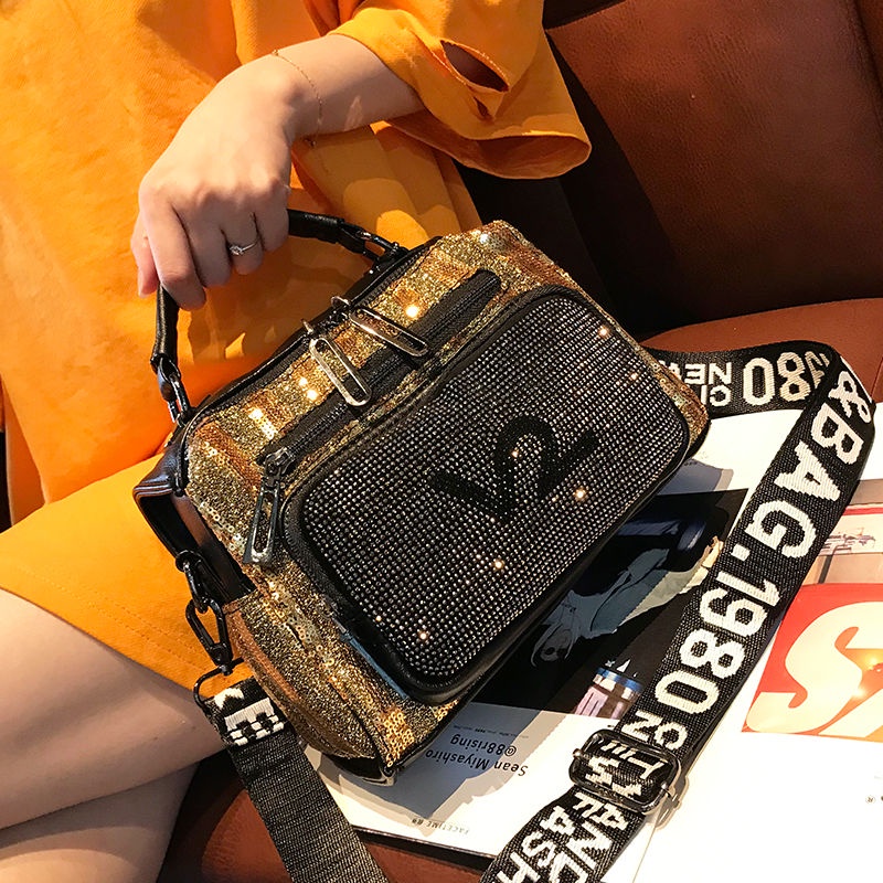 Túi Đeo Chéo Da Thật Dáng Vuông Đính Đá Nhỏ Nhắn Thời Trang Sang Trọng Cho Nữ