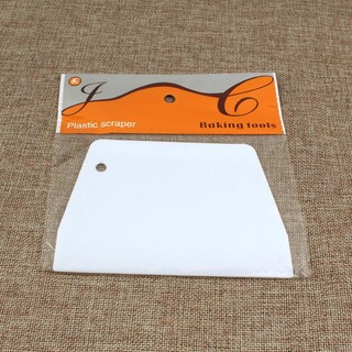 Miếng vét cắt bột nhựa 19cm