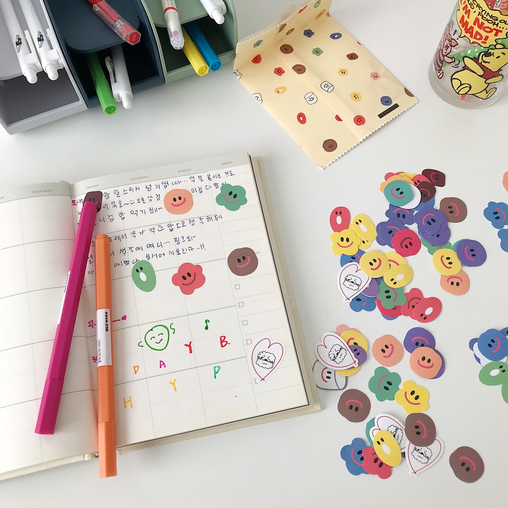 Set 110 miếng dán hình mặt cười dễ thương dùng để trang trí sổ tay