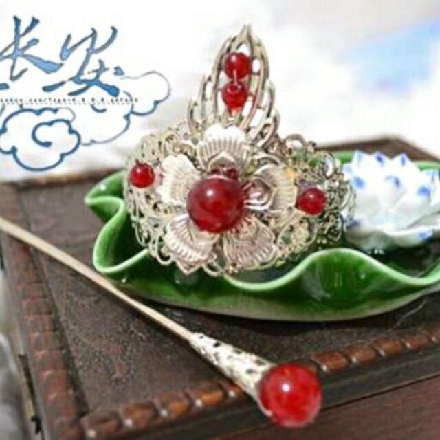 Trang sức cho tóc, Kim quan cổ trang