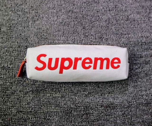 Túi đựng bút Supreme