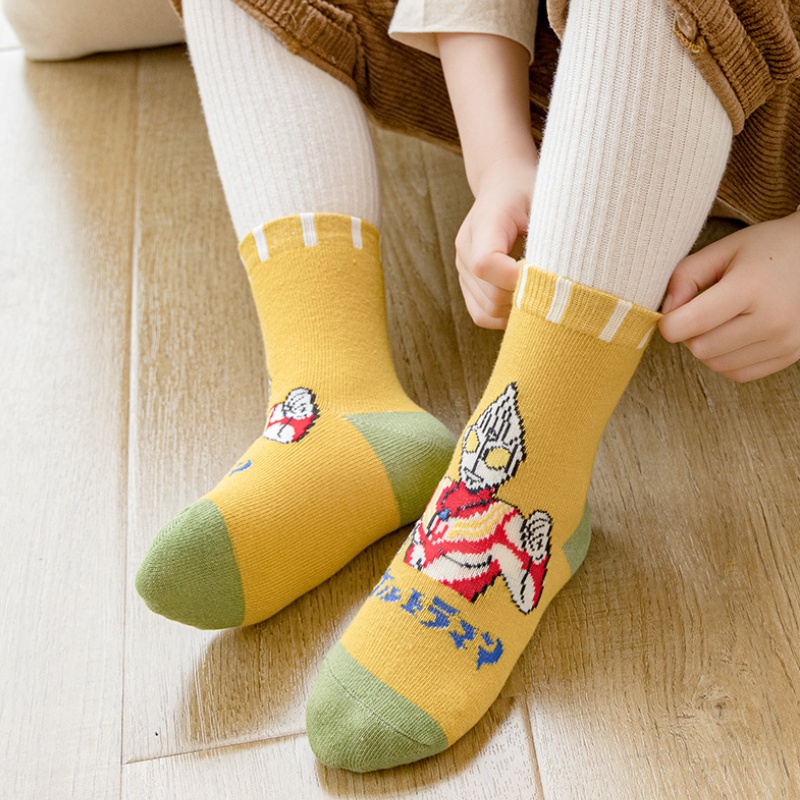 Set 5 đôi vớ KOKOROCARE ML-04 cotton in họa tiết Ultraman cỡ S-XL dành cho bé trai 1-12 tuổi