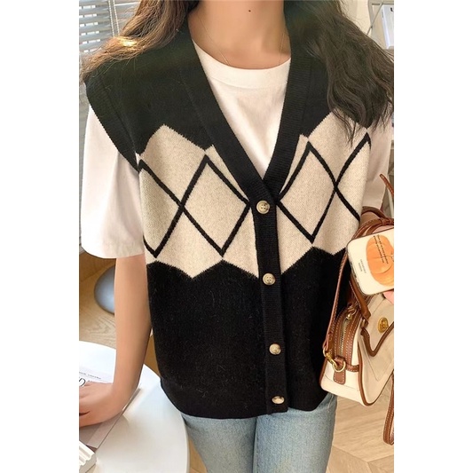 Áo Dệt Kim Nữ Cộc Tay Cổ Chữ V Cài Khuy Đính Đá Phong Cách Hàn Quốc Mới