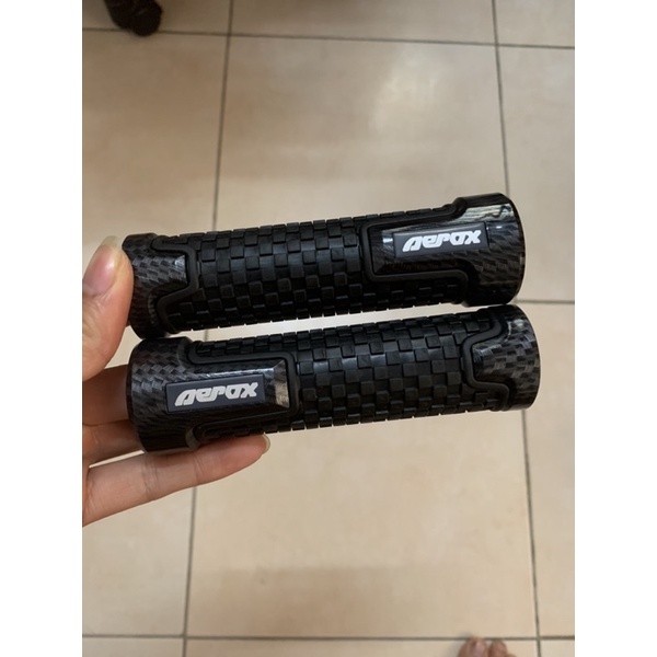 Chất liệu cacbon siêu ngầu.