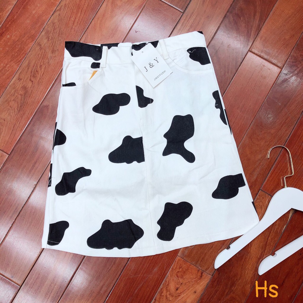 Chân váy nữ chữ A Họa Tiết Bò Sữa ⚡HOT 2021⚡Dáng ngắn chât liệu kaki dãn có quần béo gầy bon chen đượcc hết | BigBuy360 - bigbuy360.vn