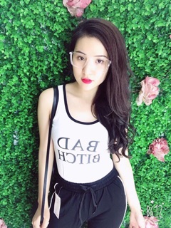 Áo sát nách in chữ 