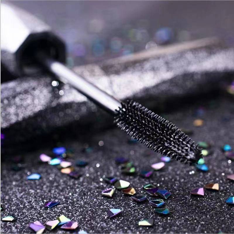 [Hàng mới về] Mascara chuốt mi làm mi cong dày tự nhiên