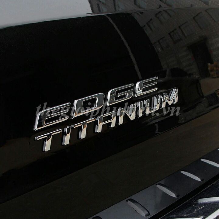 Logo chữ TITANIUM 3D nổi dán trang trí Ô tô( hàng chất )