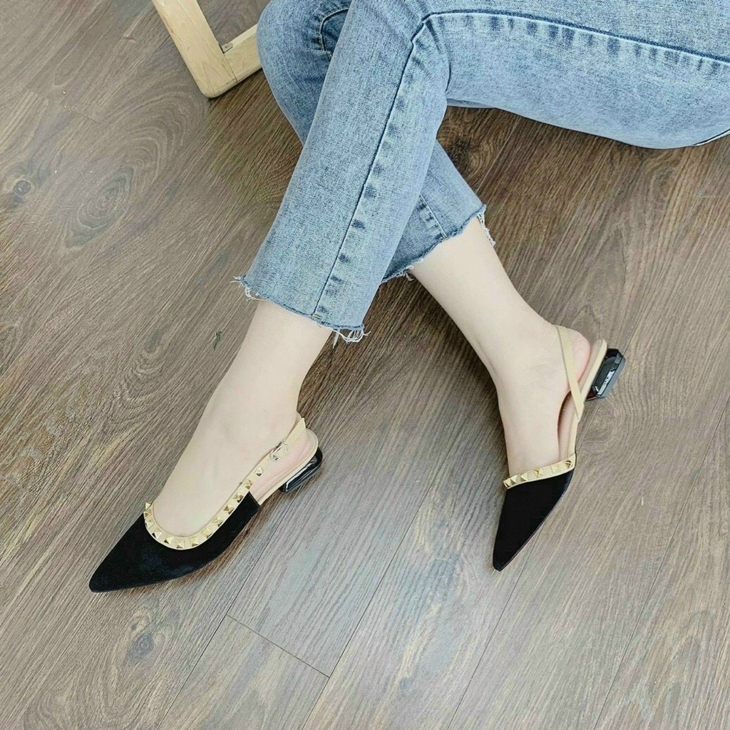 Giày Cao Gót Mũi Nhọn Đinh Tán Sandal Nữ 2 Phân Viền Đinh Tán Khoét Eo