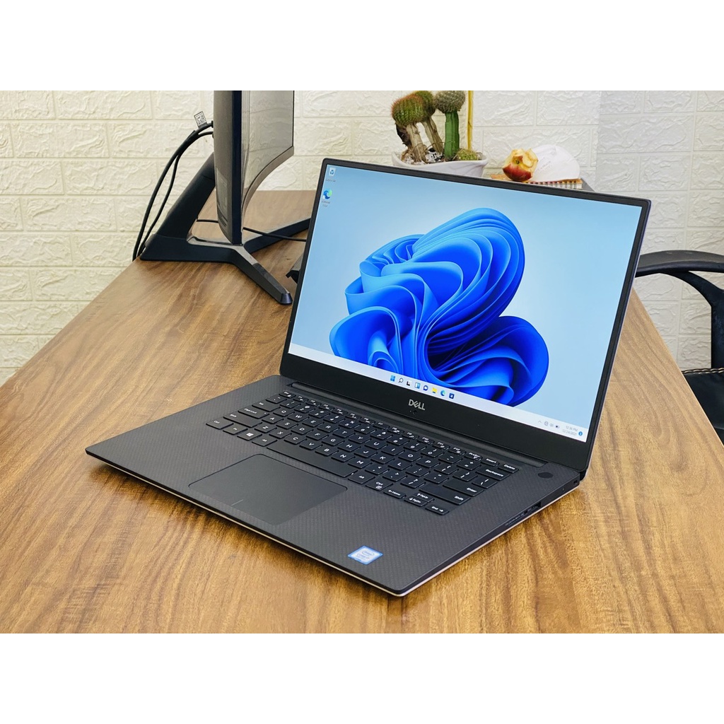 Laptop Dell Precision 5530 i7 8850H Ram 16G SSD 512G Nvidia P1000 15.6 inch