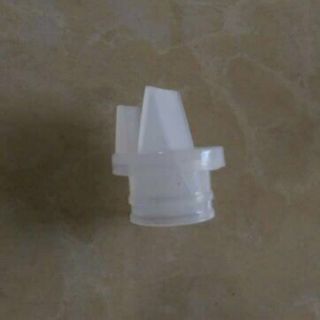 Van chân không máy hút sữa