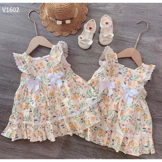 Váy nơ tiểu thư cho bé