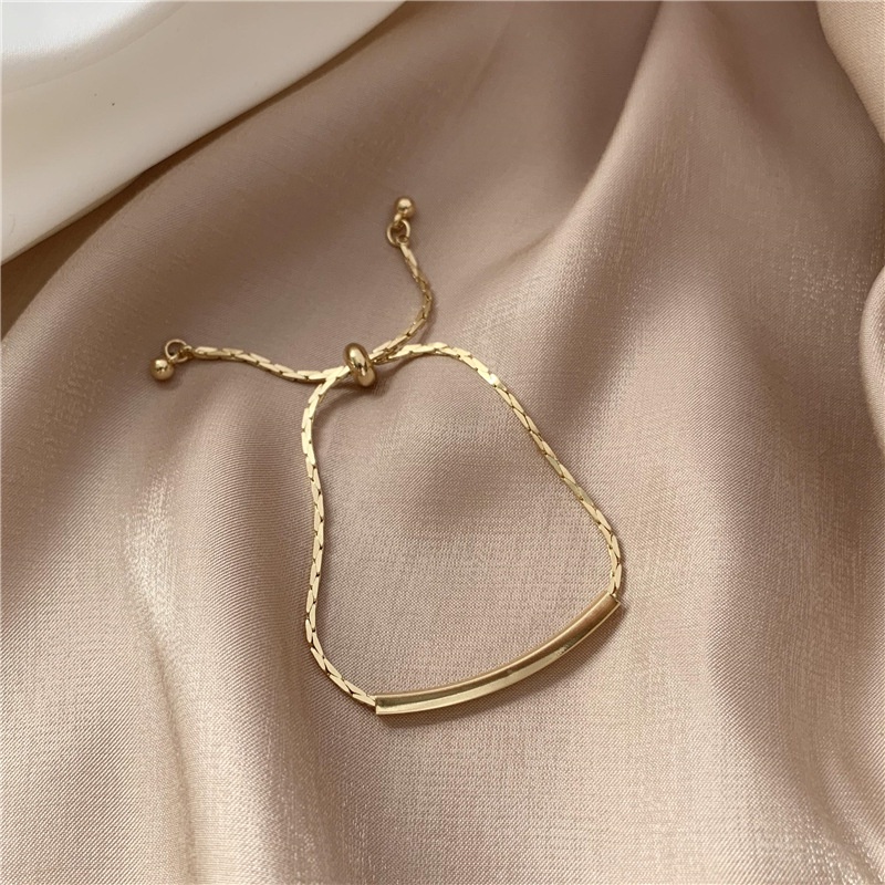 Vòng tay nữ lắc tay nữ dây rút mạ vàng mặt chữ nhật VT007Leous Accessories