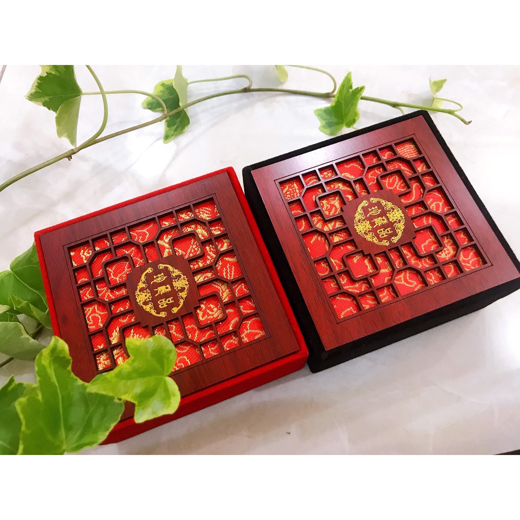 Mọc - Hộp đựng chuỗi bằng nhung khung gỗ size 10x10x4,5cm