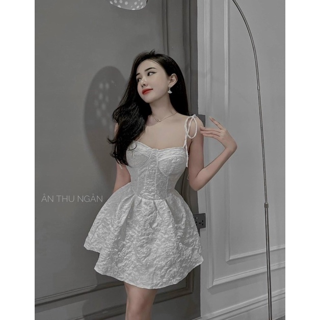 Đầm Cúp Ngực Xoè Bồng Gấm Dây Thắt Vai