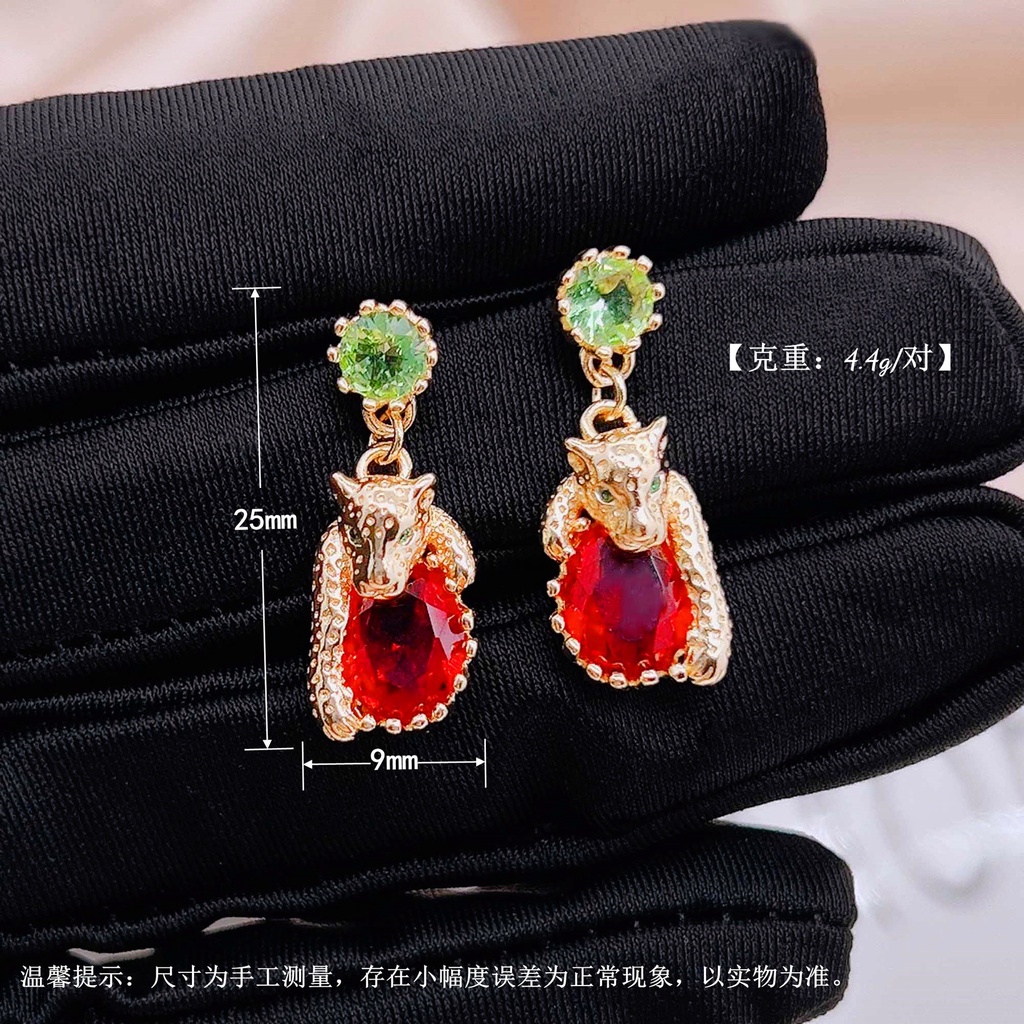 Khuyên Tai Con Báo Đính Đá Ruby Ôm Dáng Cổ Điển-JHS4-E