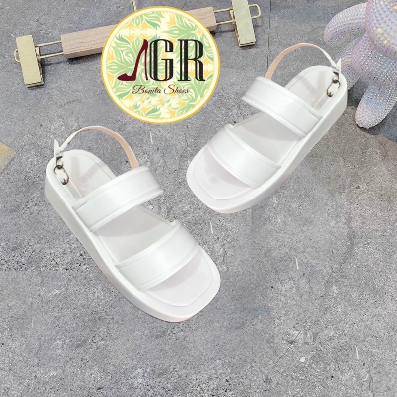 Sandal 2 quai bản đập viền da mềm cao 2,5 cm