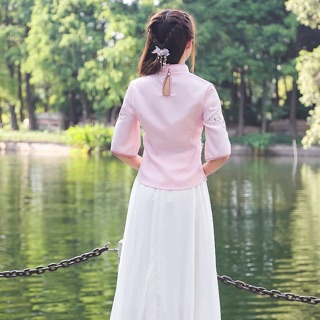 Sườn sám cách tân [ od hán phục cách tân]