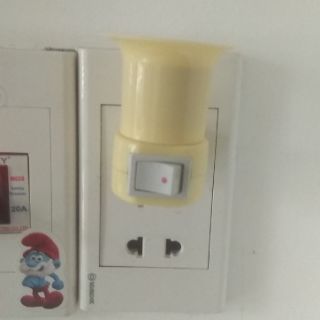 Đuôi Đèn Có Công Tắc