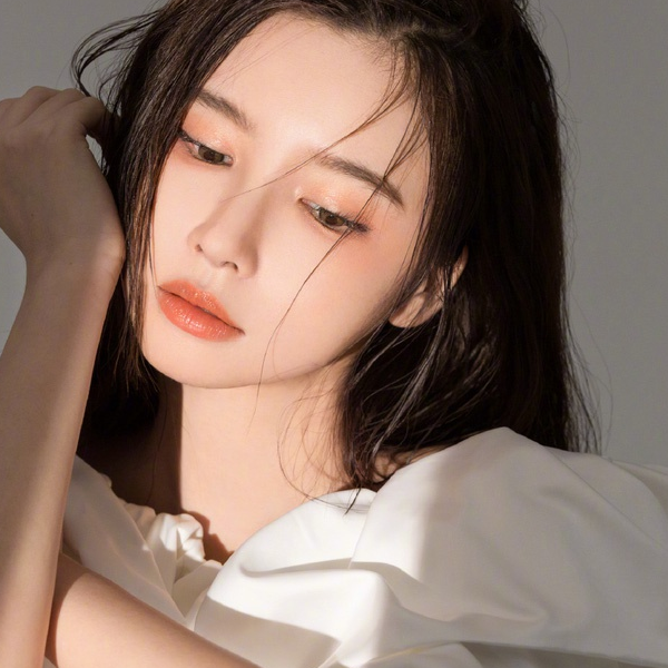 𝐀𝐦𝐛𝐞𝐫𝐒𝐭𝐨𝐫𝐞271