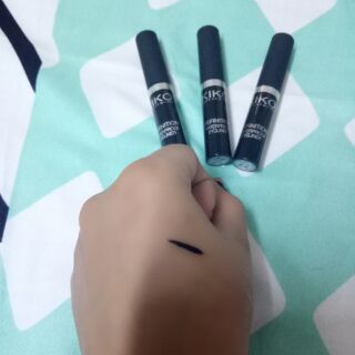 Kẻ mắt nước Kiko Definition Waterproof Eyeliner