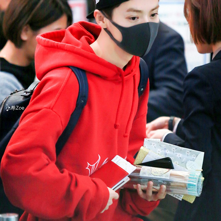 ÁO HOODIE EXO LUHAN