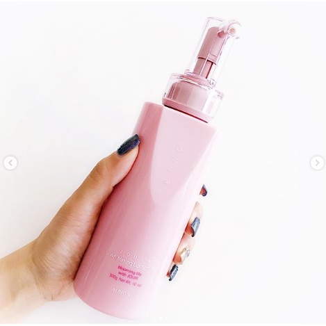 Sữa dưỡng thể Jouir whitening body milk trắng da mịn màng bóng khoẻ