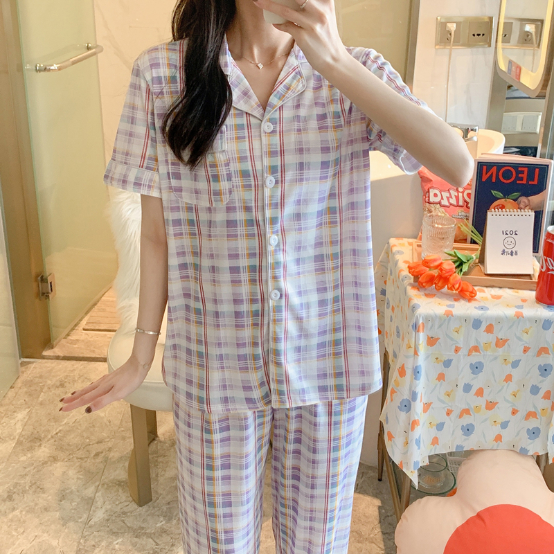 Bộ đồ ngủ nữ dáng dài kẻ sọc caro thoải mái thời trang mùa hè | BigBuy360 - bigbuy360.vn