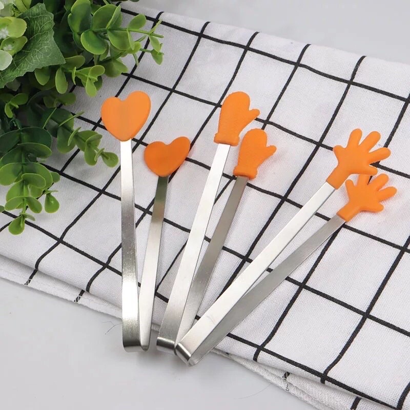 Kẹp gắp thức ăn bằng silicon và thép không gỉ, kẹp hình bàn tay, hình trái tim, hình bao tay - Tee &amp; Mee