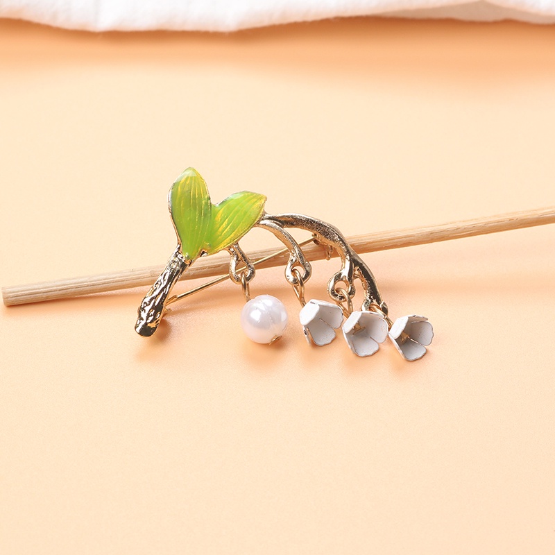 Ghim Cài Áo Hình Hoa Lily Sơn Màu Cổ Điển Chống Chói Cho Nữ