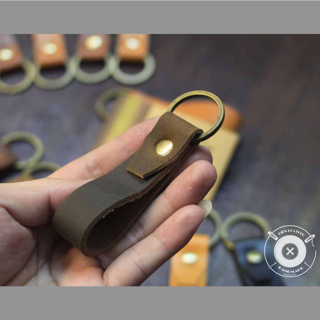 Móc khóa da thật độc đáo tiện dụng - Kiến Leather