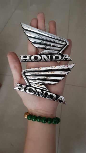 Tem cánh én Honda