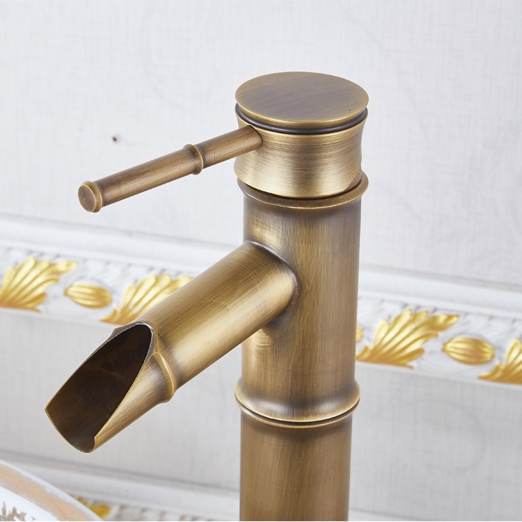 (Tặng kèm dây cấp nước)Vòi Lavabo, vòi bồn rửa mặt chất liệu đồng thiết kế thân trúc độc đáo, lạ mắt sang trọng cao 30cm