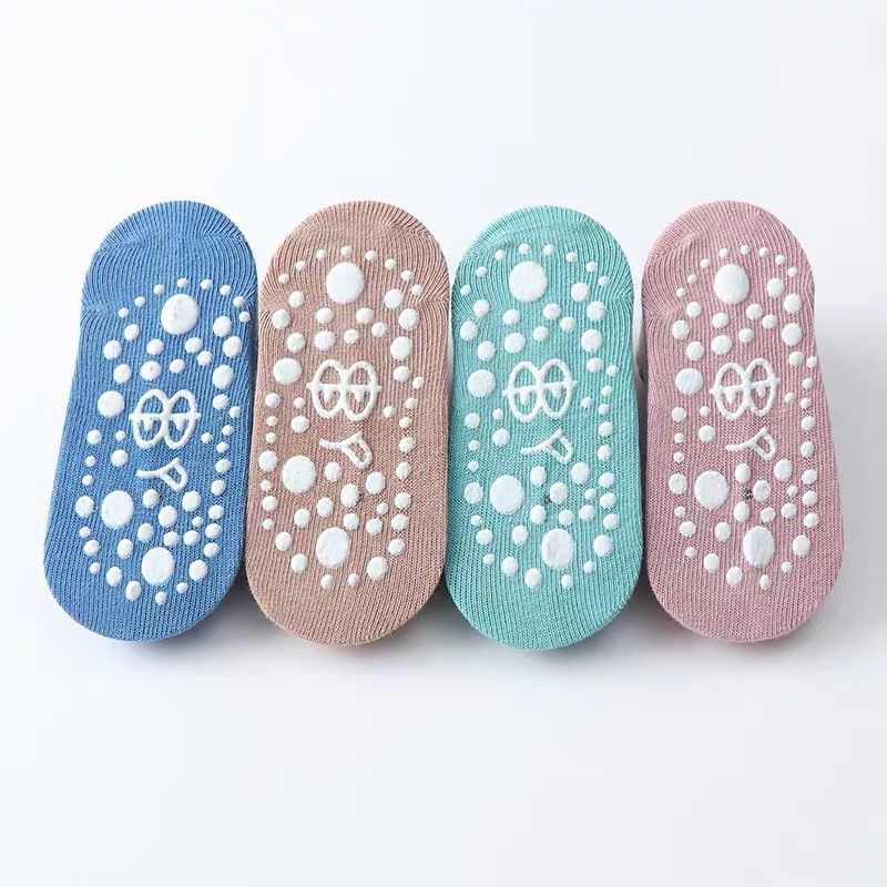 Set 3 đôi vớ em bé thoáng khí chống trượt màu kẹo dễ thương