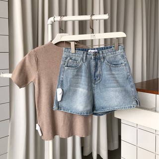 Quần short jean xẻ hông xanh nhạt - Q733