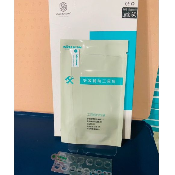 Tấm dán kính cường lực Lumia 640 chính hãng Nillkin, chống xước, chống vỡ