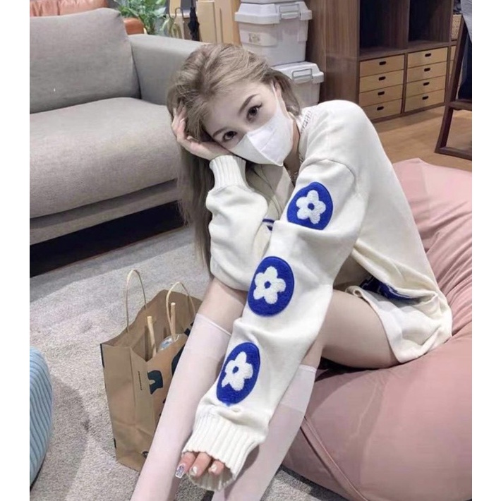 Áo Khoác Cardigan M Tay Hoa Màu Be Ulzzang Hàn Quốc