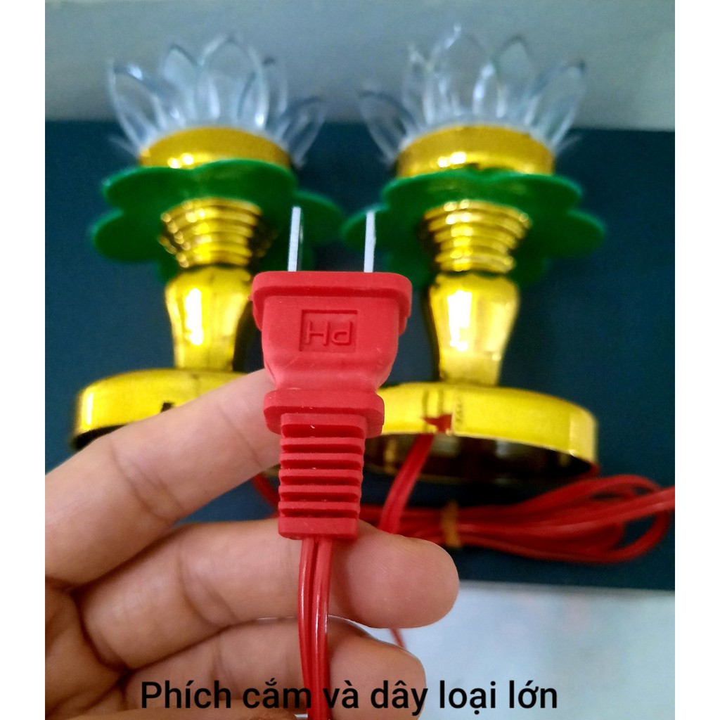 Cặp đèn thờ sen đủ màu...
