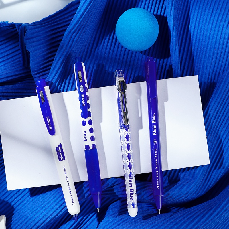 Set 4 Bút Bi Ngòi 0.5mm Màu Đen / Xanh Dương / Đen Xinh Xắn