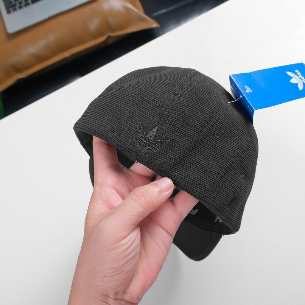 Nón kết nam  ADIDAS BLACK ORIGINAL Chất liệu thun PC Dày 100% cty Logo in silicon