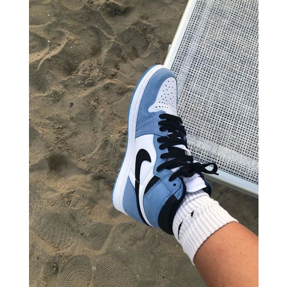 [FREESHIP] Giày Thể Thao Nam Nữ Cổ Cao, 𝘑𝘖𝘙𝘋𝘈𝘕 1 Màu Xanh Đen Trắng, Tặng Kèm Tất - Full Box, Full Bill, Full Size | BigBuy360 - bigbuy360.vn